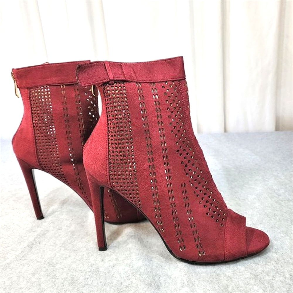 Cape Robbin Heidi Wine Colored  Ankle Boots 5" High Heel Peep Toe